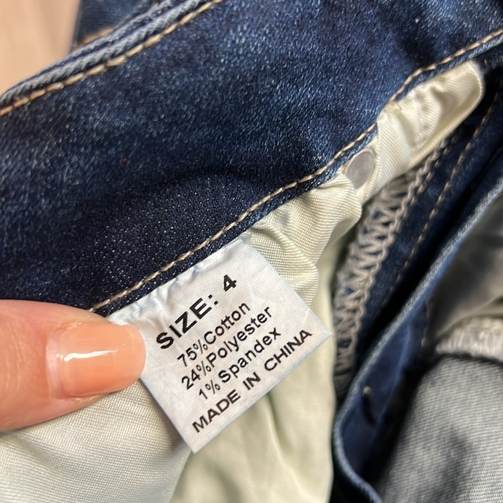 Amazon Women's High-Waist Paperbag Flare Jeans - Dark Blue - Picture 8 of 8